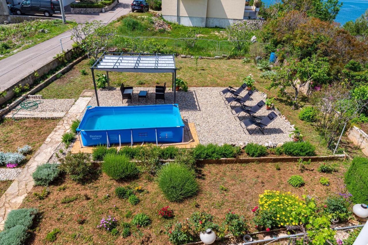 Apartment Sea And Mountain With Pool 노비그래드달마샤 객실 사진